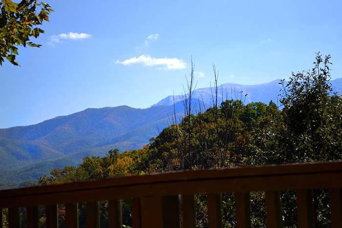 Mountain High Villa Gatlinburg Exterior photo